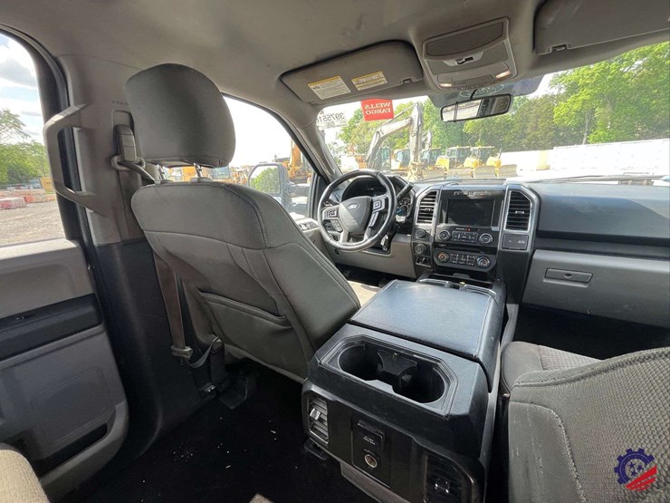 2016-ford-f150-xlt-image-54