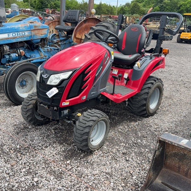 #3041 • MAHINDRA EMAX 20 TRACTOR