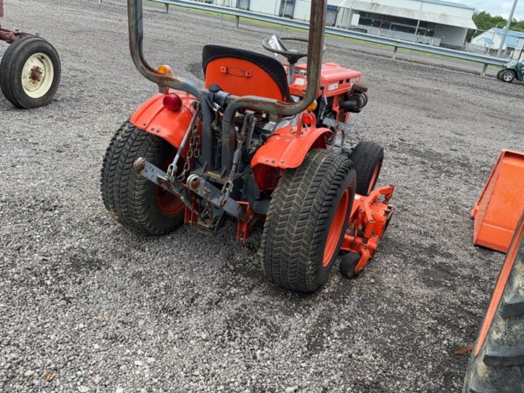 kubota-b7100-image-8