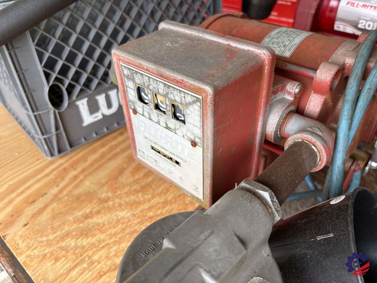 completely-self-contained-jobsite-fuel-container-image-23