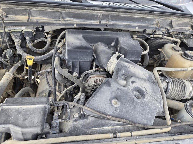 2011-ford-f350-image-17