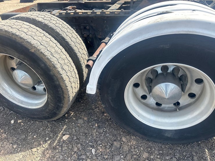 2006-kenworth-t800-image-14