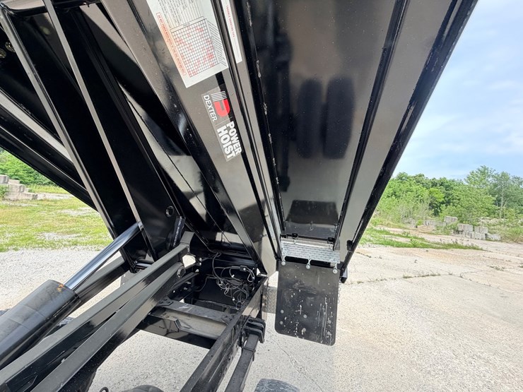2005-international-durastar-4300-image-128
