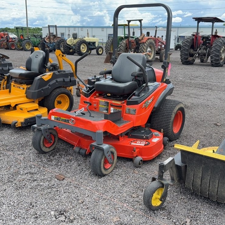 KUBOTA ZG327P