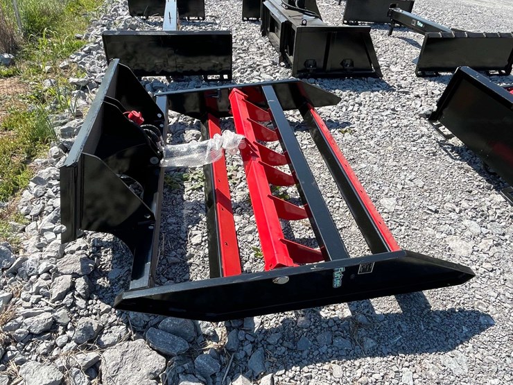 unused-2026-future-ft-fr70-skid-steer-flat-ripper-attachment-image-6