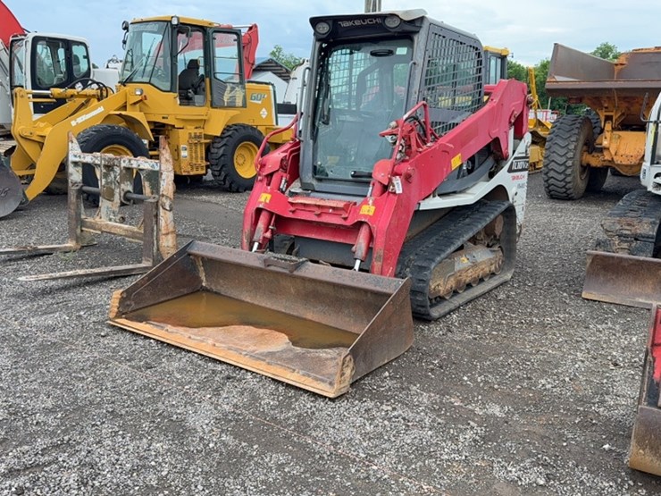 takeuchi-tl10v2-image-1