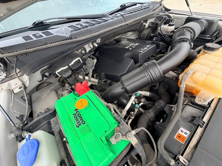 2017-ford-f150-image-35
