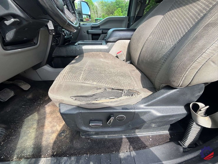 2016-ford-f150-xlt-image-75