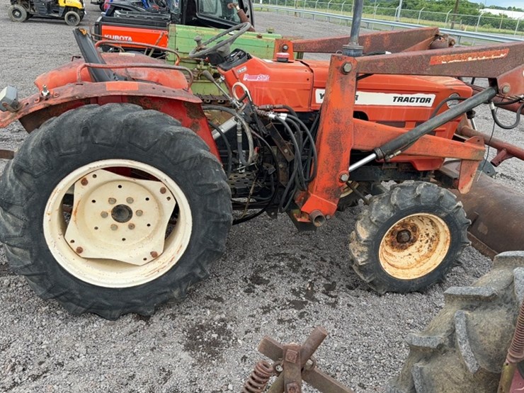 #3072-•-yanmar-276d-tractor-image-4