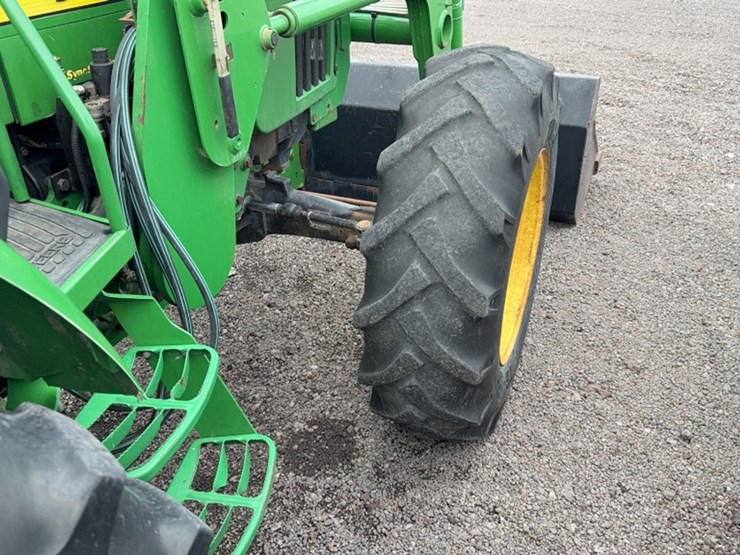 john-deere-5520-image-5