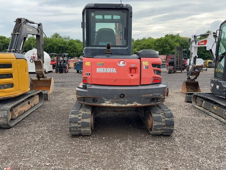 kubota-kx057-4-image-8