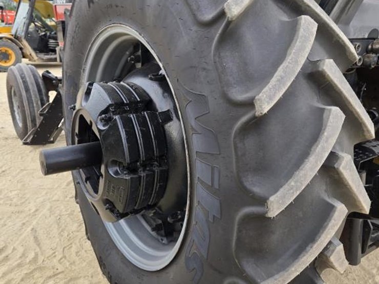 1989-case-ih-1896-image-11