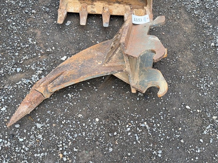 deere-60g-image-1