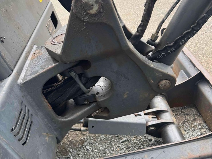 2020-bobcat-e35-image-41