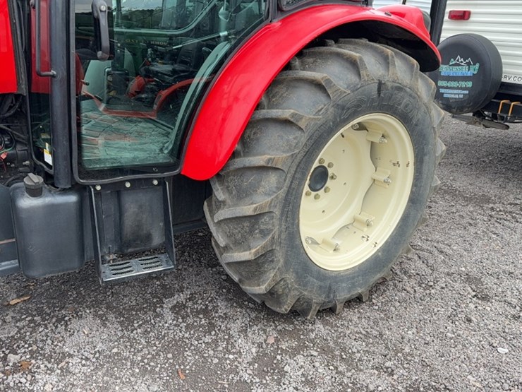 #3042-•-branson-7845-tractor-image-12