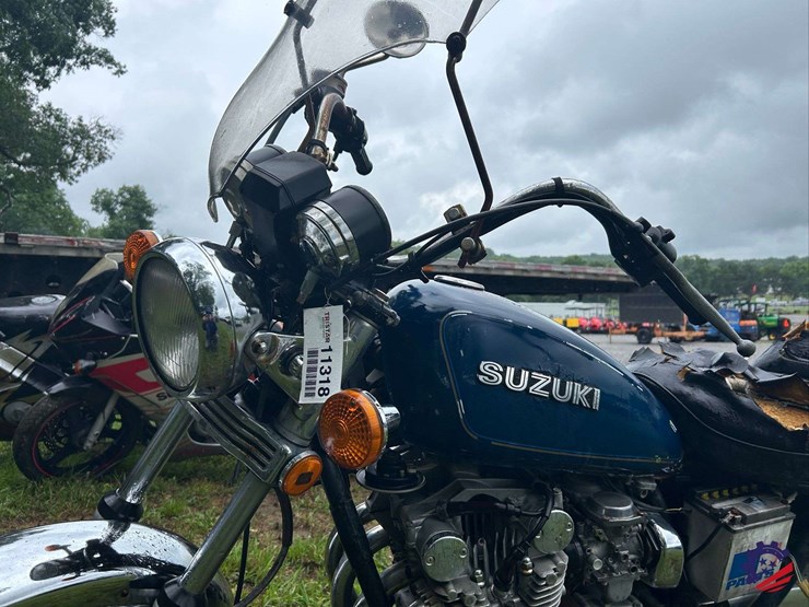 2008-suzuki-gs550e-motorcycle-image-6