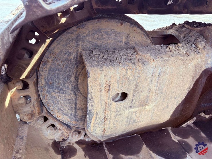 2014-komatsu-pc360-lc-10-image-48
