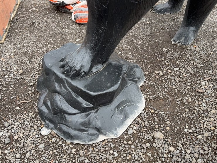 #6020-•-metal-bear-statue-image-2