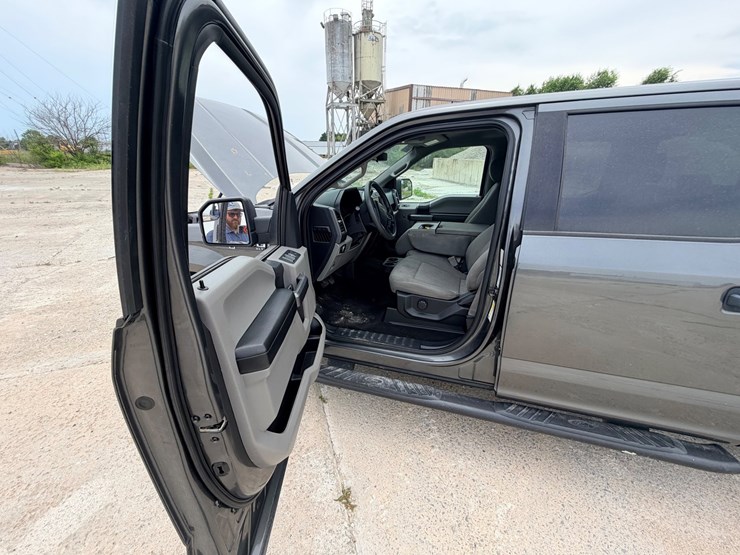 2019-ford-f150-image-43