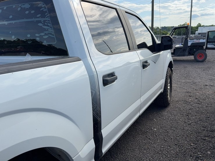 2019-ford-f150-image-6