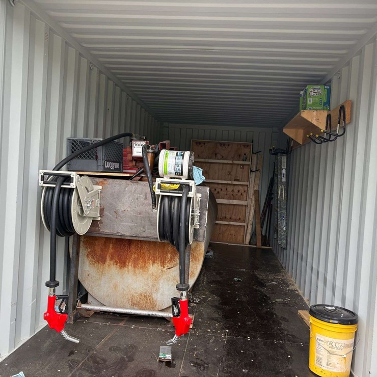 Completely Self Contained Jobsite Fuel Container