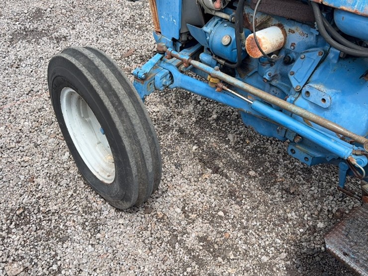 ford-4610-image-16