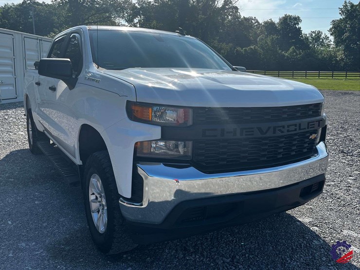 2019-chevrolet-silverado-truck-image-14