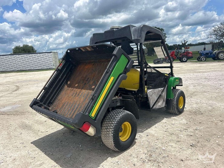john-deere-gator-image-3