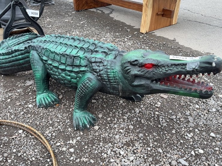 #6000-•-metal-aligator-image-1
