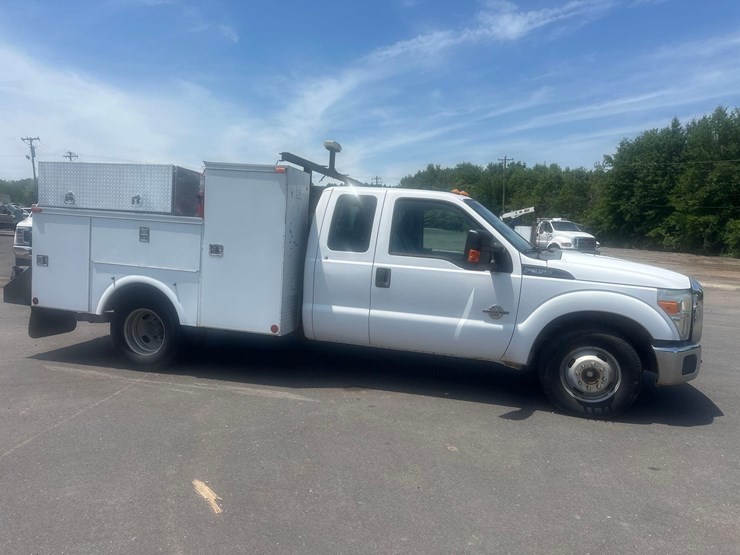 2015-ford-f350-image-5
