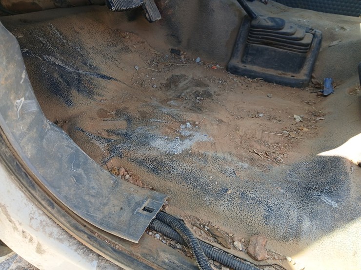 2003-ford-f550-image-31