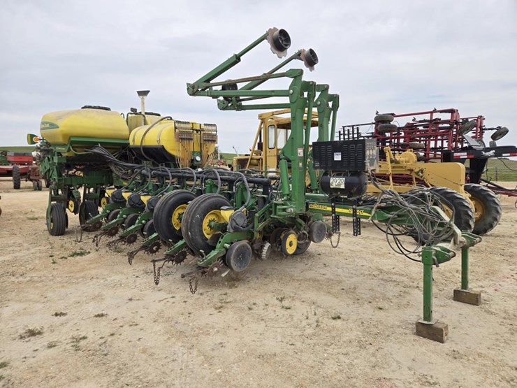 john-deere-1770nt-image-1