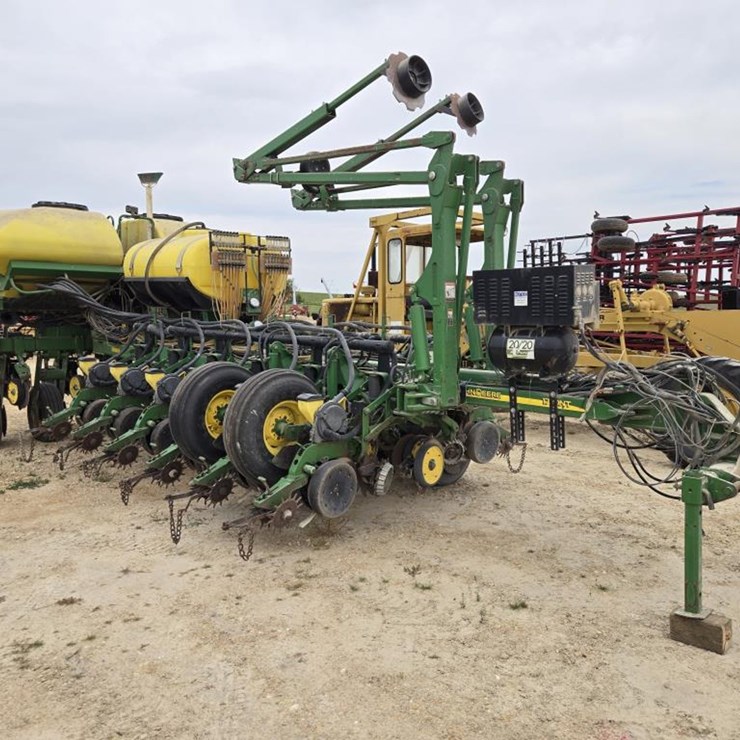 JOHN DEERE 1770NT