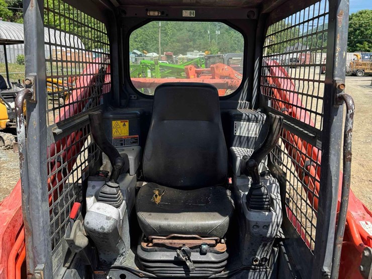 2015-kubota-svl75-2-image-11