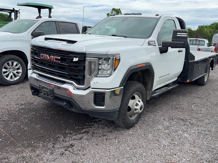 2021-gmc-3500-image-1
