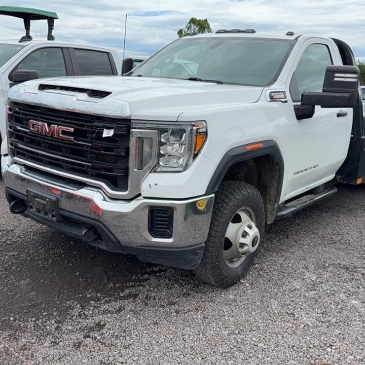 2021 GMC 3500