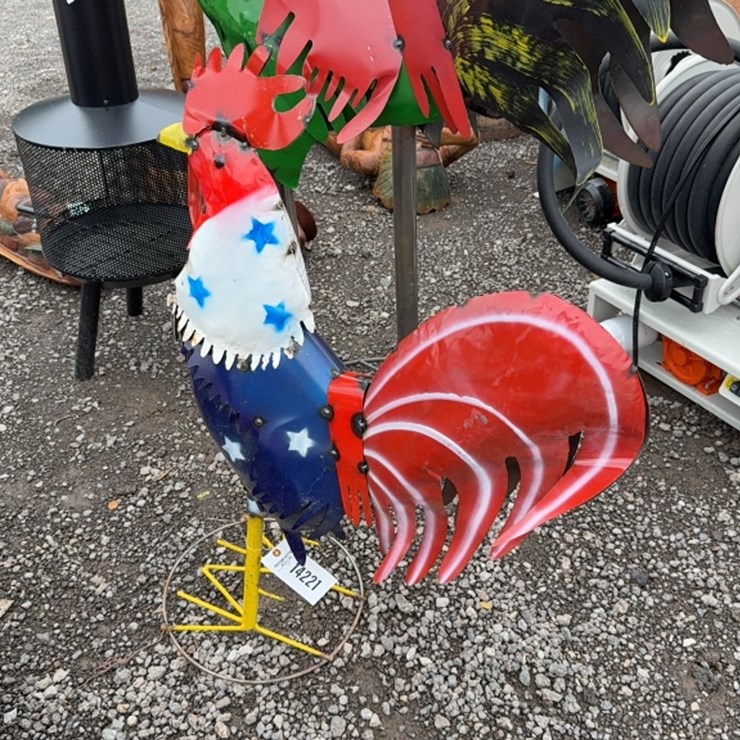 #6018 • 40" TALL METAL ROOSTER