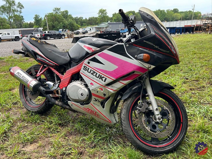 2005-suzuki-gs500-fh-motorcycle-image-4