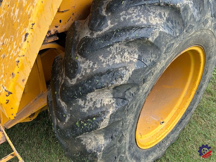 1989-john-deere-310-image-11