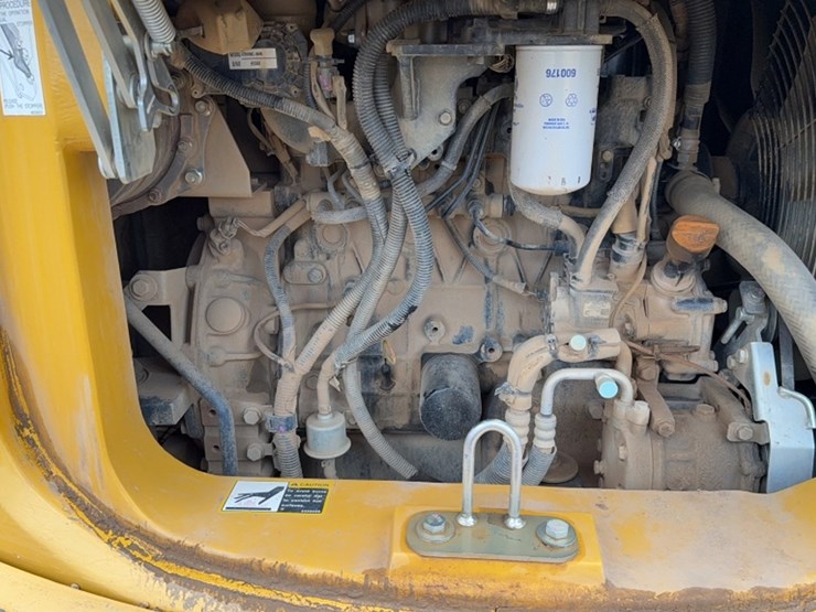 deere-60g-image-11