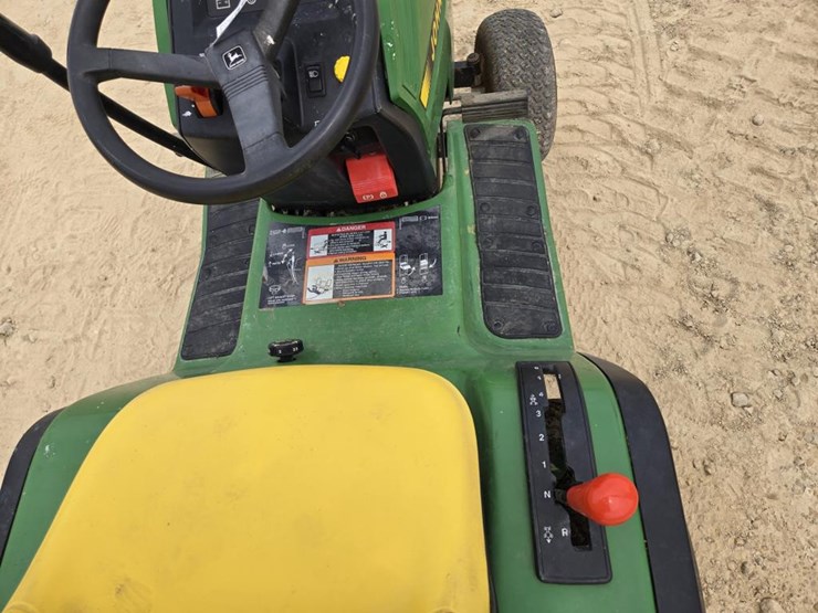 john-deere-gt262-image-7