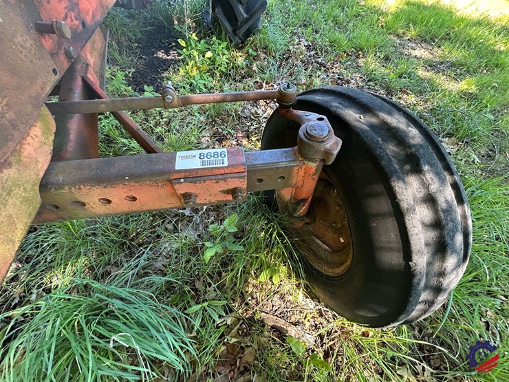 (inop)-allis-chalmers-farm-tractor-image-54