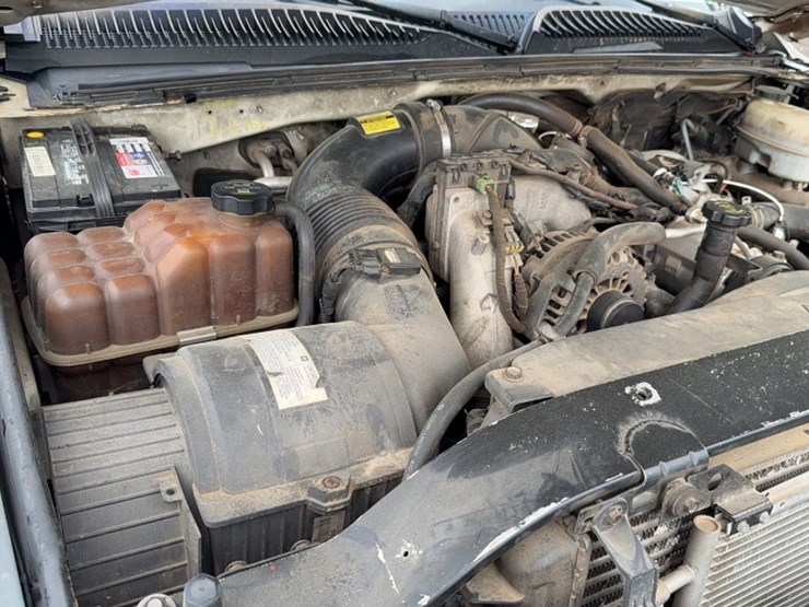 2006-gmc-sierra-3500-image-22