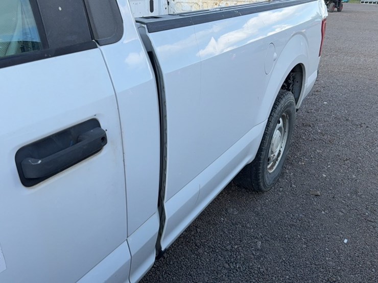 2016-ford-f150-image-14