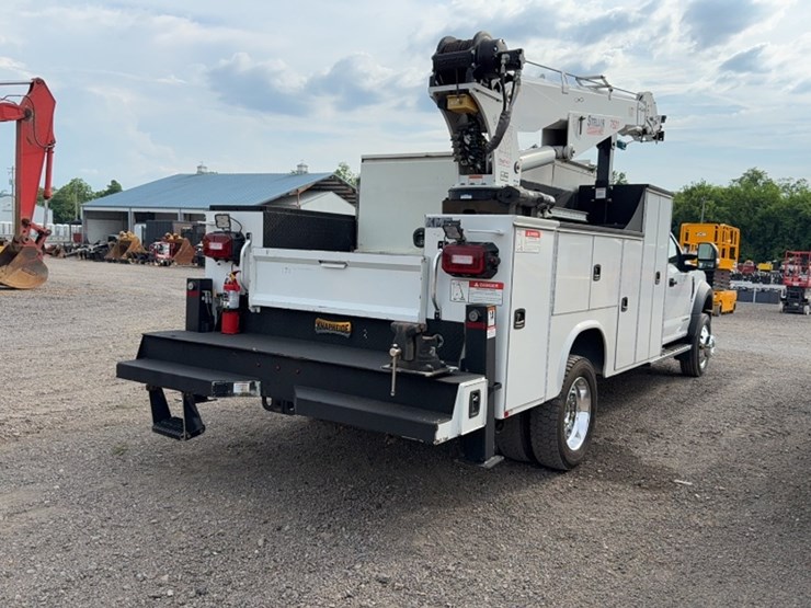 2019-ford-f550-image-12