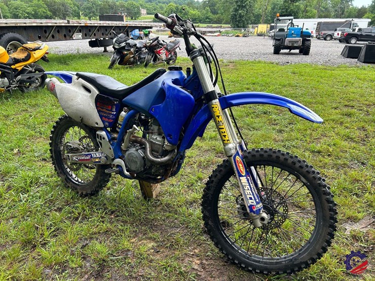 yamaha-dirt-bike-image-4