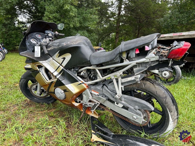 1994-honda-cbr600f-motorcycle-image-2