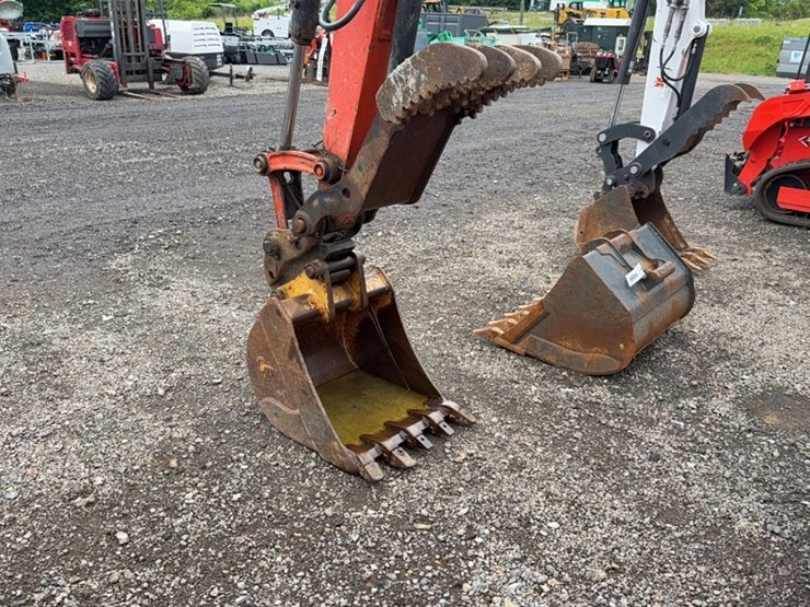 kubota-kx057-4-image-11