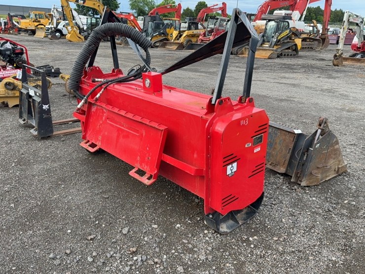 #2011-•-giyi-72"-skid-steer-drum-mulcher-image-4