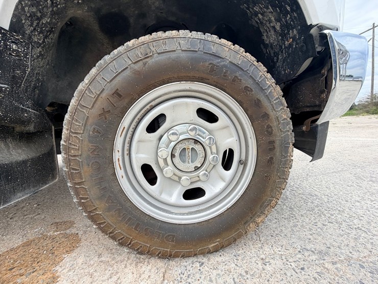 2019-ford-f250-image-25